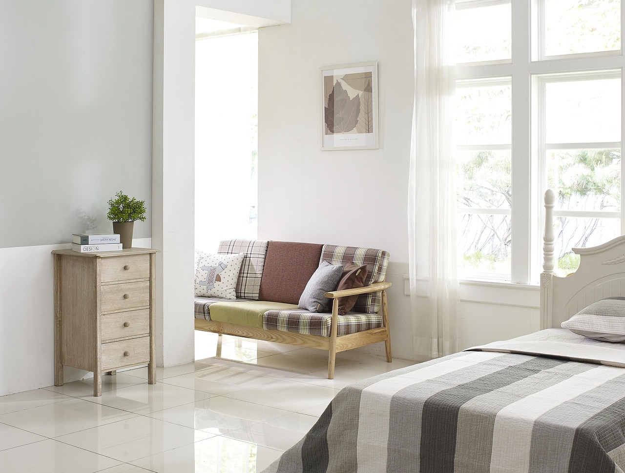 Hoofdeinde van bed met USB-C-lader. Hoofdeinde van bed met USB-C-lader.